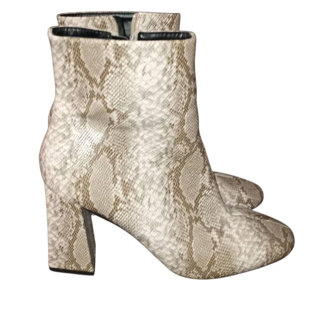 BOOHOO TAN & BROWN Snake Print Booties Sz.8 EUC